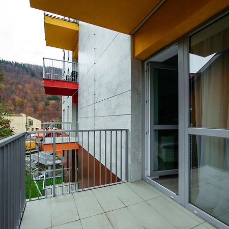 L&V Family Studio Apartment ซินายา ภายนอก รูปภาพ