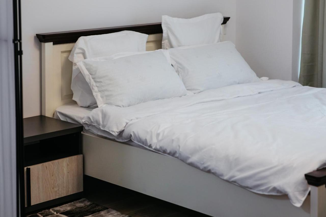 L&V Family Studio Apartment ซินายา ภายนอก รูปภาพ