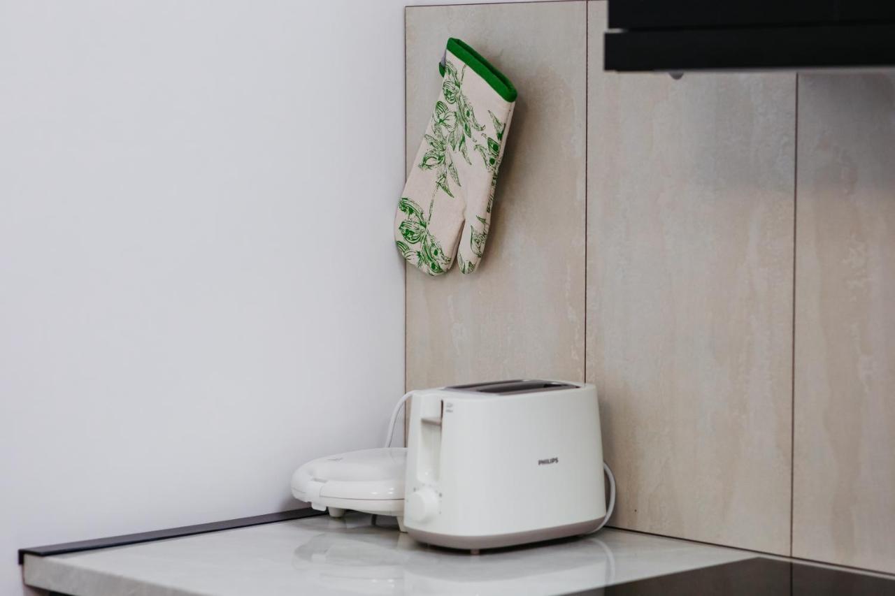 L&V Family Studio Apartment ซินายา ภายนอก รูปภาพ