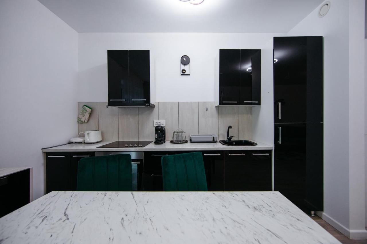 L&V Family Studio Apartment ซินายา ภายนอก รูปภาพ