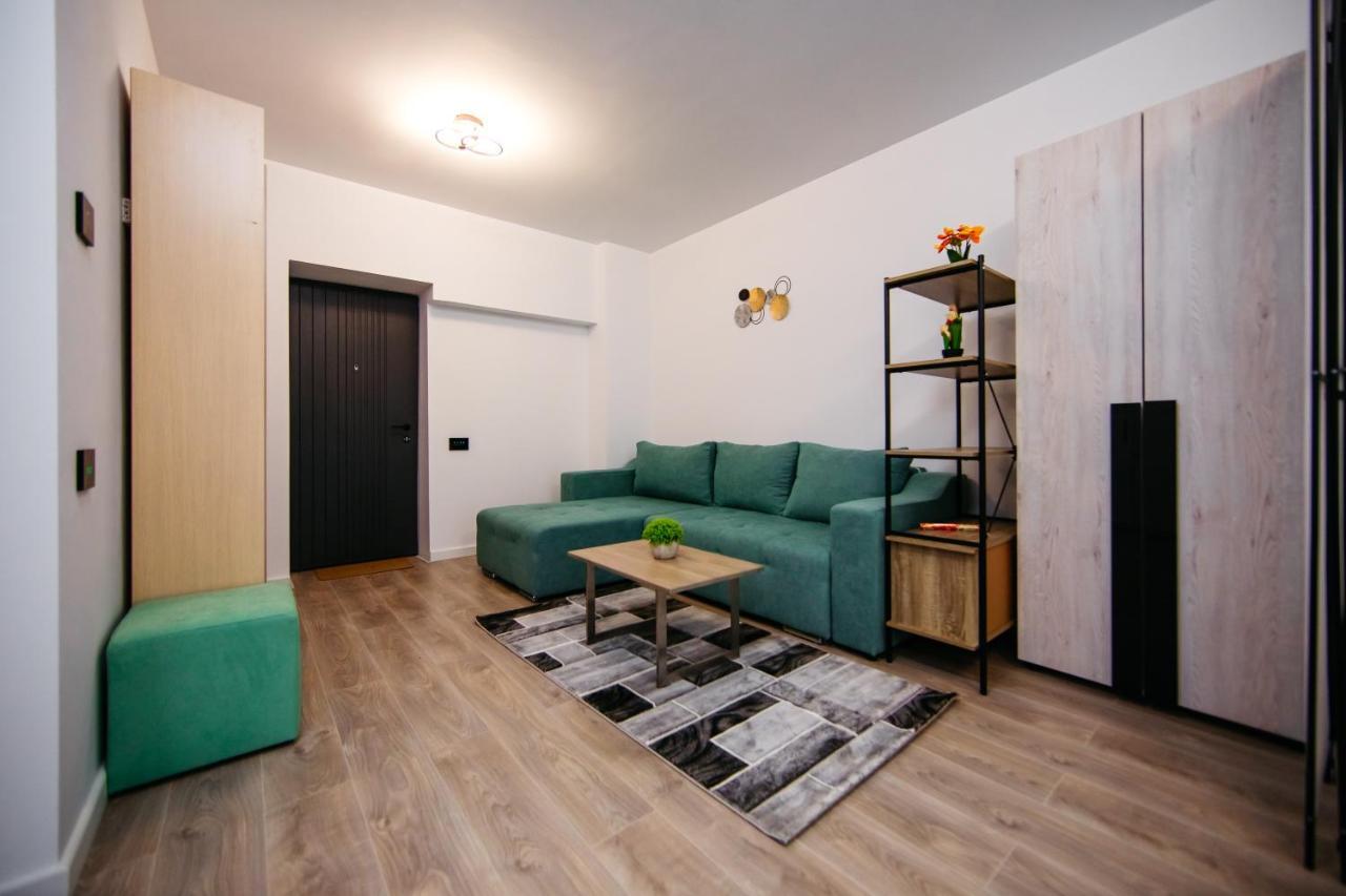 L&V Family Studio Apartment ซินายา ภายนอก รูปภาพ