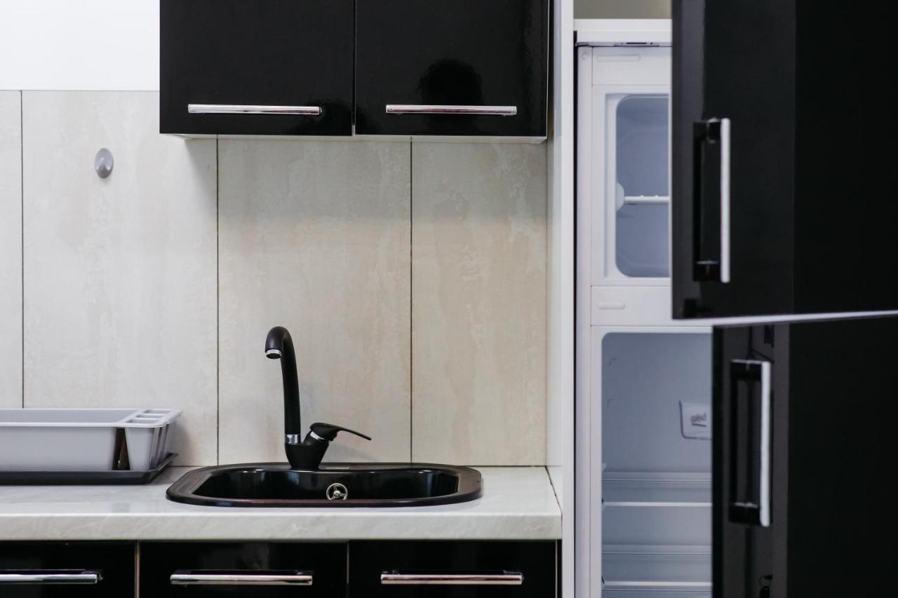 L&V Family Studio Apartment ซินายา ภายนอก รูปภาพ