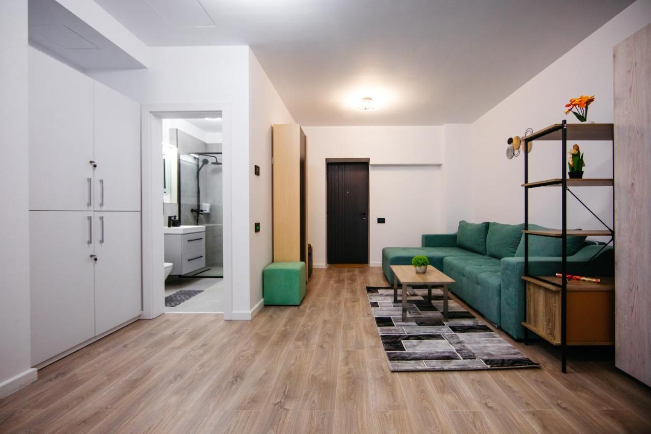 L&V Family Studio Apartment ซินายา ภายนอก รูปภาพ