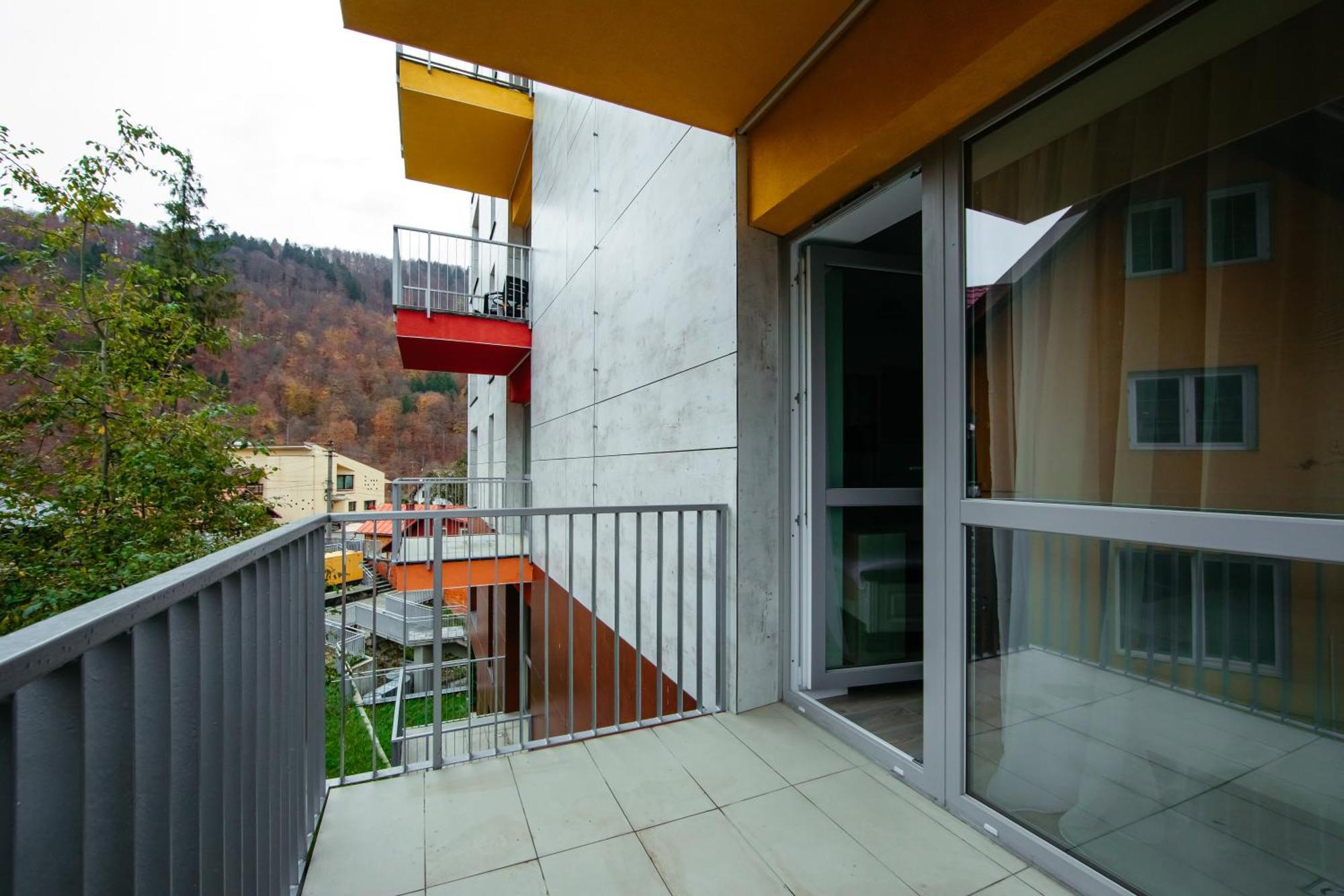 L&V Family Studio Apartment ซินายา ภายนอก รูปภาพ
